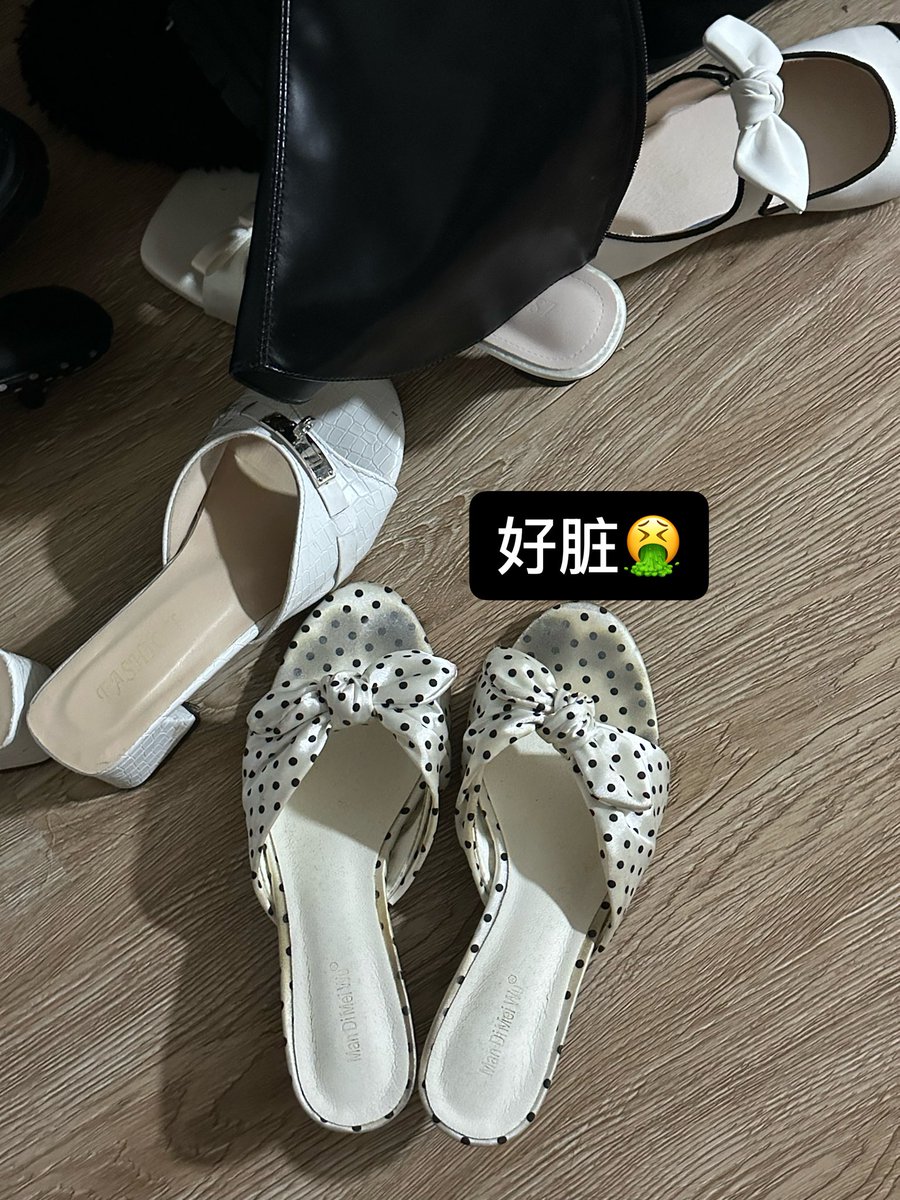 xinxin0099's tweet photo. 接了五小时爬白云山 我真的力竭了…..
重点雇主没说 我穿的小低跟���
鞋还脏了谁接盘 https://t.co/YuzG99YYtw
