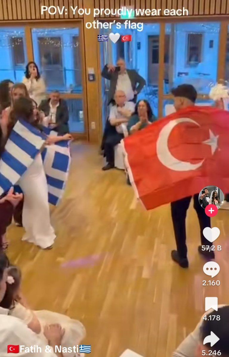 liluvanity's tweet photo. @OnlySlayFor @M2SSDRobo37 @TKB627 @haplord daha iki gün önce tiktokta gördüm 🤡 https://t.co/dglBsESDGi