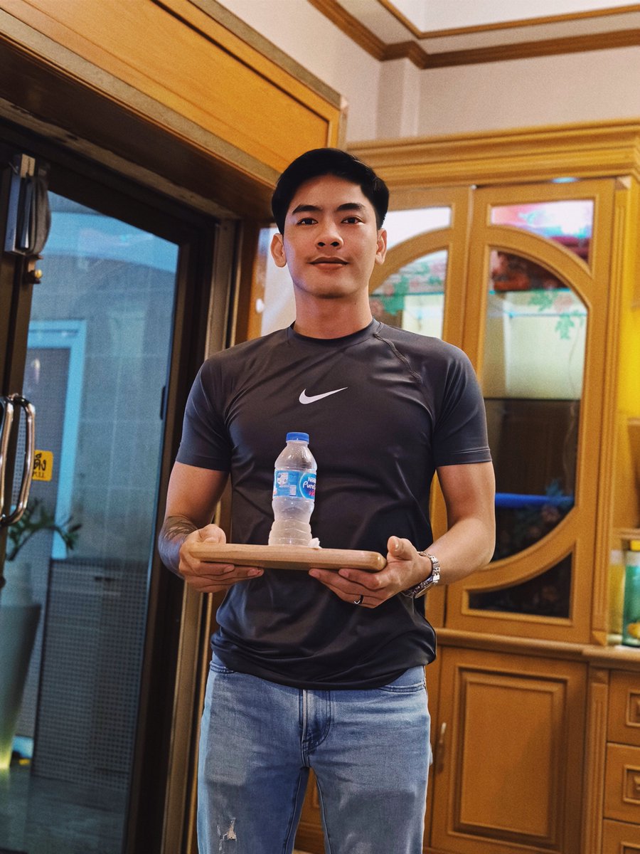 ShunJou's tweet photo. ใครมาเซ็นทรัล นอร์ทวิลล์แล้วเมื่อย เดินออกมาทางหลังห้าง แล้วจะเจอร้านนวดในตำนาน My Club Spa วันนี้แวะมาหาน้องธีร์ หลังจากไม่ได้นวดกันนานมาก มารำลึกความหลังกับน้องสักหน่อย https://t.co/r5kYhoMj7d