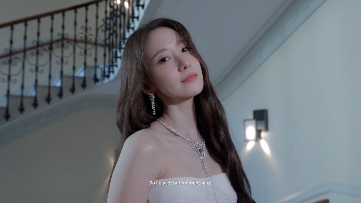 franky___a's tweet photo. The beautiful white swan, Princess YoonA 🦢🤍
#YoonA #윤아 #임윤아 #LimYoonA https://t.co/RKJ1rzxKW4