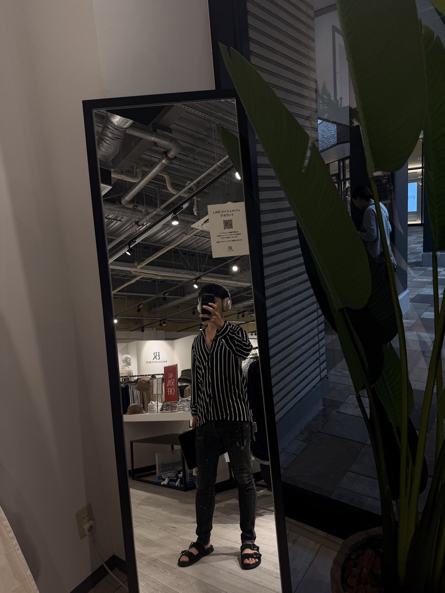 _raikun's tweet photo. 最近のootd4選

ONとOFF https://t.co/gLZe871LEL