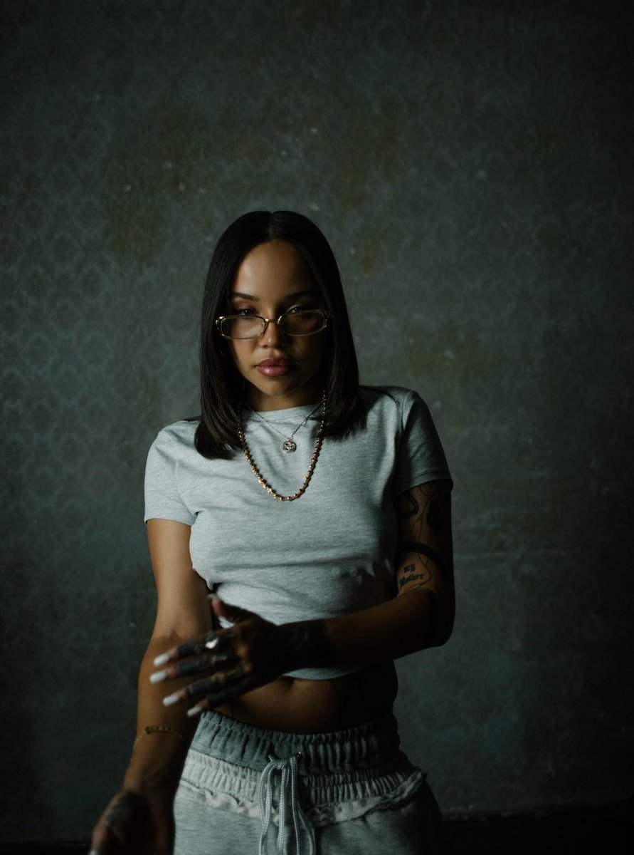 CreativeGenUK's tweet photo. 😮‍💨 JGrrey delivers her most personal statement yet with ‘pedigrree’

👏 Arriving as her second release since stepping back into the spotlight, ‘pedigrree’ builds on the momentum of last month's ‘Take My Hand’!

📃: https://t.co/SJRlrAfsUx https://t.co/GhjXMuq4UO