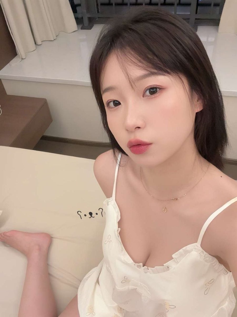 miqiYY's tweet photo. #重庆 短发百醇❤️03年168D
❤️天然 甜美白  气质貌美  穿着时尚
❤️性格温柔  全身雪白   给你初恋的感觉

🐧 : 3958573800

🛰️ : WJmiqi66

✈️ : https://t.co/54bnLXiSXn https://t.co/5VebO0pB0q