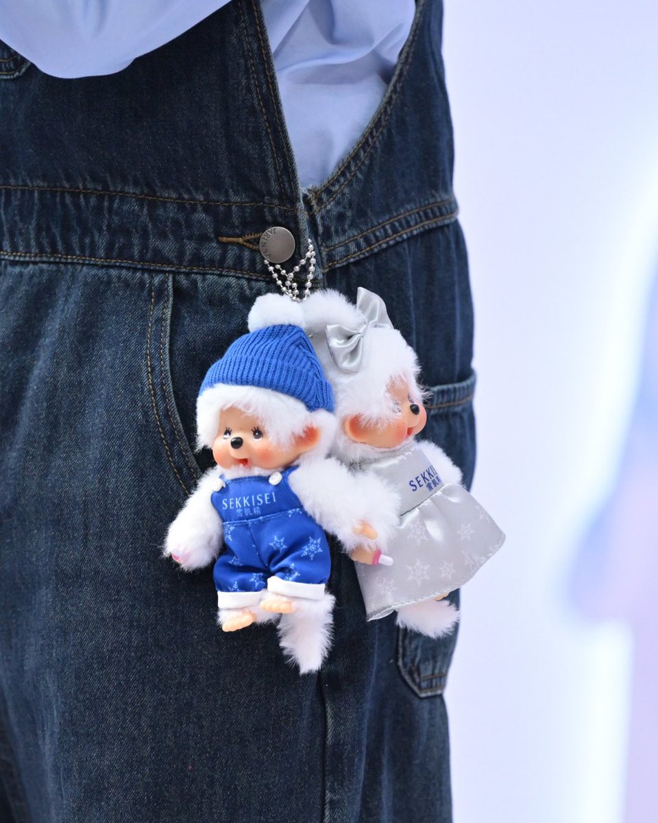 KoseThailand's tweet photo. ❄️🏂🤏🏻

#SEKKISEIxNANI  #SEKKISEIxMonchhichi_TH 
#กันแดดพี่หิรัญ #KoseThailand
#hirunkit_ https://t.co/M0rXUVUZcK