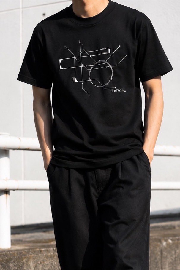 PLATFORM_OSAKA's tweet photo. 【👕NEW MERCH✨】

"Geometric T-shirt"

Color : Black / White
Size : L / XL
Price : ￥3,000-

定番の2サイズ、2カラー👕
7/4見放題大阪2026より発売！

desinged by @ta2yworks https://t.co/u4MNgCA6uP