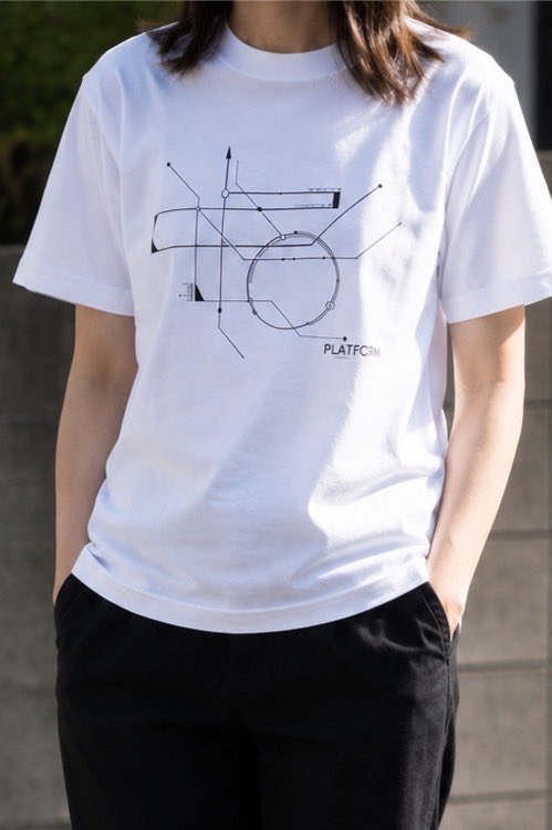 PLATFORM_OSAKA's tweet photo. 【👕NEW MERCH✨】

"Geometric T-shirt"

Color : Black / White
Size : L / XL
Price : ￥3,000-

定番の2サイズ、2カラー👕
7/4見放題大阪2026より発売！

desinged by @ta2yworks https://t.co/u4MNgCA6uP