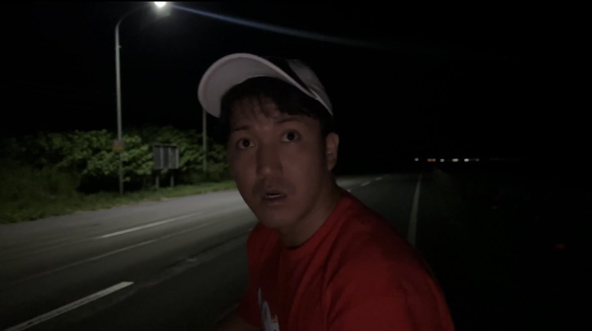 katsunoriM313's tweet photo. 【深夜の北海道】ルーレットで出た山岡家にに行く！
ついに行ってきました！
山岡家のラーメンを求めて深夜の北海道を走り続ける。
山岡家の看板が見えた瞬間泣きそうでした！
ぜひ見て欲しいです！
下記のリンクから見られます🙇‍♂️
https://t.co/XdABgBjLDq https://t.co/8ud1Wb3BQ9