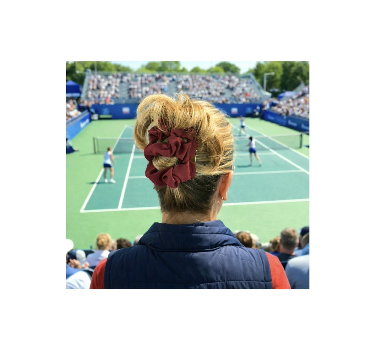 OriginalHairgem's tweet photo. 𝗚𝗔𝗠𝗘 > 𝗦𝗘𝗧 > 𝗠𝗔𝗧𝗖𝗛
.. 𝗔𝗡𝗗 𝗙𝗔𝗦𝗧 𝗗𝗘𝗟𝗜𝗩𝗘𝗥𝗬 ! 🎾 🤸♂️ 👱🏻♀️
https://t.co/PtBFYZ7rwc
#goodhairday #wimbledon #etsyshop #hair #hairclips #Heatwave ☀️ https://t.co/zVVsBnIoqb