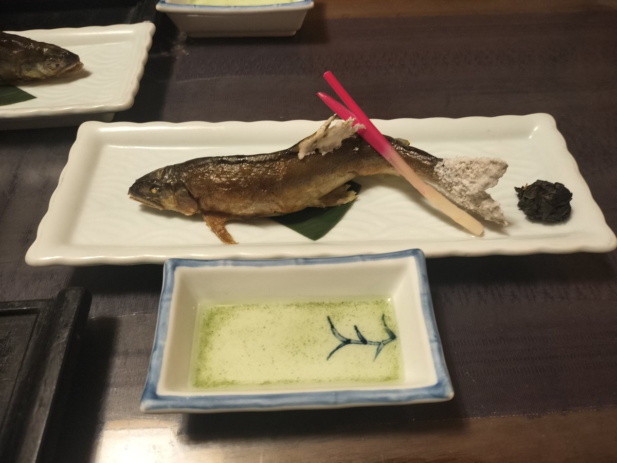 pukekococo's tweet photo. 池田市の伏尾温泉に行ってきました✨日帰りだったけど、昼夜と美味しいお料理を食べて、お風呂にも2回入り、めちゃくちゃリフレッシュ😆♨️ https://t.co/7zpjK2bEzM