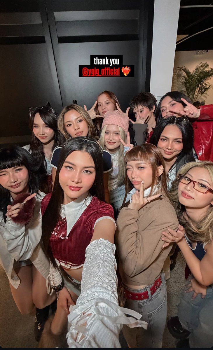 xonarawr's tweet photo. Xonara with other P-POP Girl groups gotta be my fave genre 

#xonara https://t.co/AJKeOAjWXw