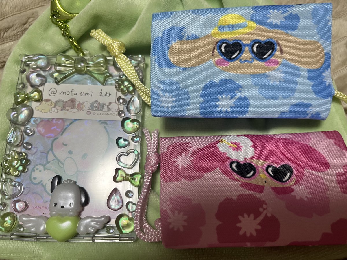 mofuemi's tweet photo. @_melodycnn 初めまして。検索より失礼致します。
巾着マイメロ 、チャームマイメロ と
巾着キティ、チャームプリンの2点ずつの交換は可能でしょうか？ご検討よろしくお願い致します。 https://t.co/toHLz6rvTs