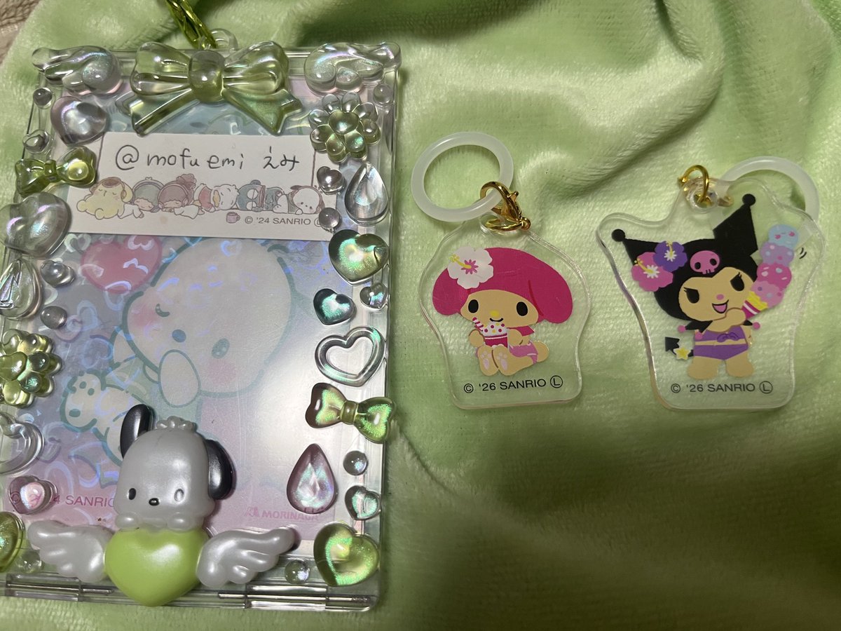 mofuemi's tweet photo. @_melodycnn 初めまして。検索より失礼致します。
巾着マイメロ 、チャームマイメロ と
巾着キティ、チャームプリンの2点ずつの交換は可能でしょうか？ご検討よろしくお願い致します。 https://t.co/toHLz6rvTs