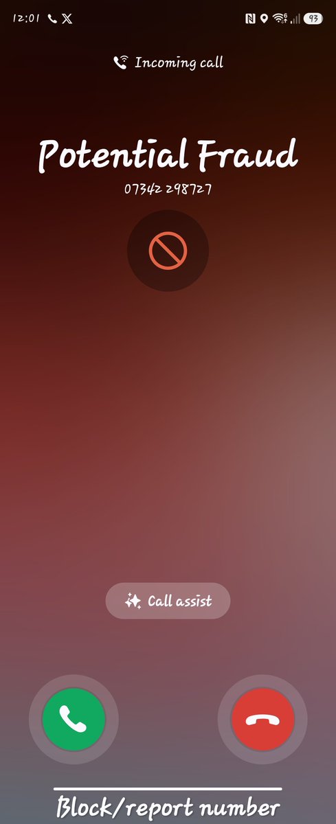 RomeoOscarEcho's tweet photo. Spammer's have upped there game 
Says on my phone #potentialfraud
Jeez... https://t.co/N6Wi2bwqMo