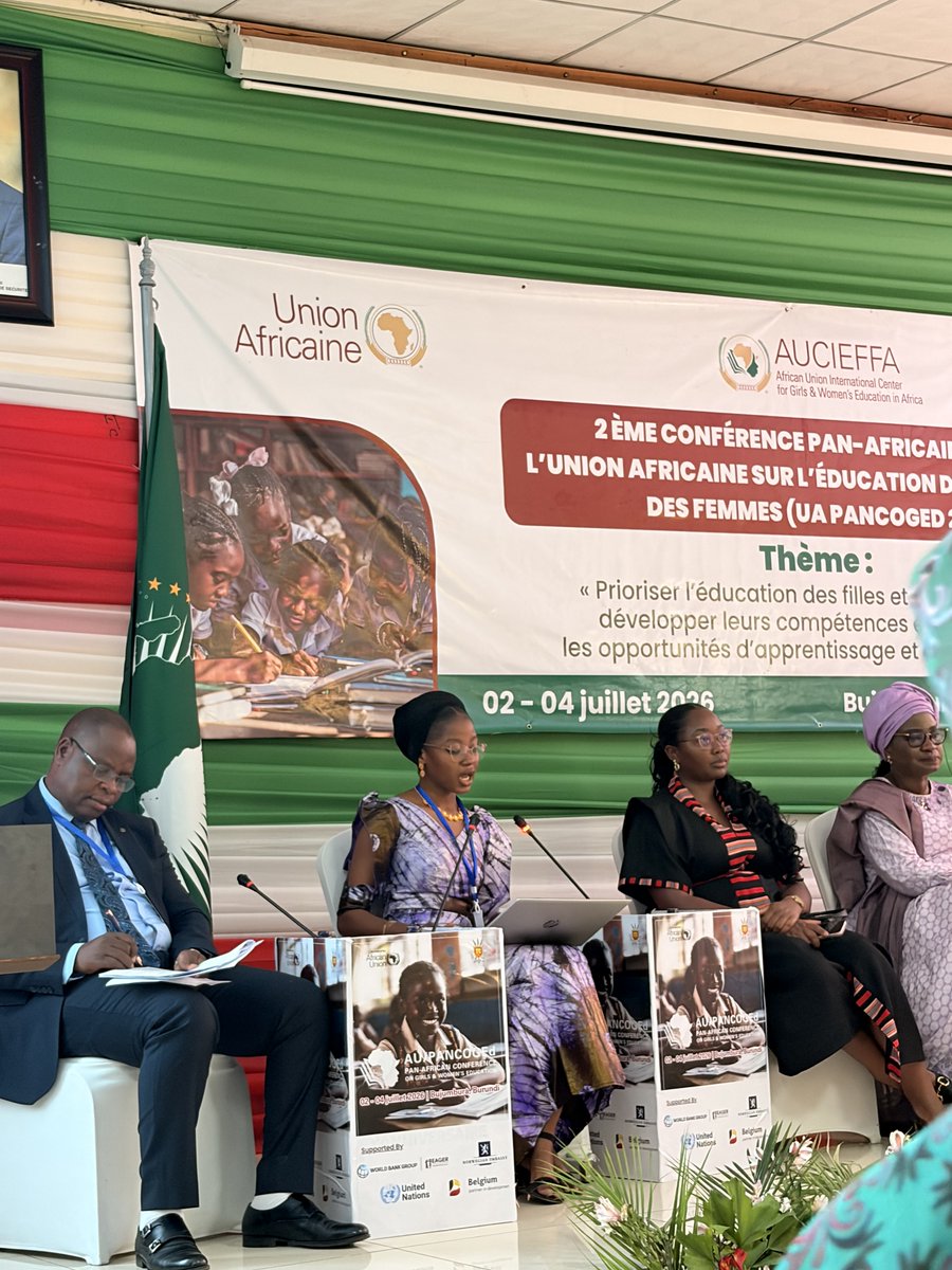 AGCCIAfrica_1's tweet photo. Our #AGCCI alumna from Mali shared powerful reflections during the #PANCOGEd2 panel on digital empowerment, highlighting how coding, robotics and digital skills are helping girls move from learning technology to leading innovation.
#AfricanGirlsCanCode https://t.co/34s2P8lNxj