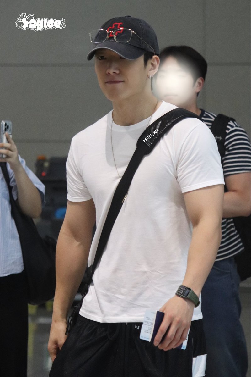 kaylee_hax's tweet photo. 260703 ICN
#iKON #아이콘 #김지원 #BOBBY #바비 #バビ@bobbyranika https://t.co/dUTV8jDb8B