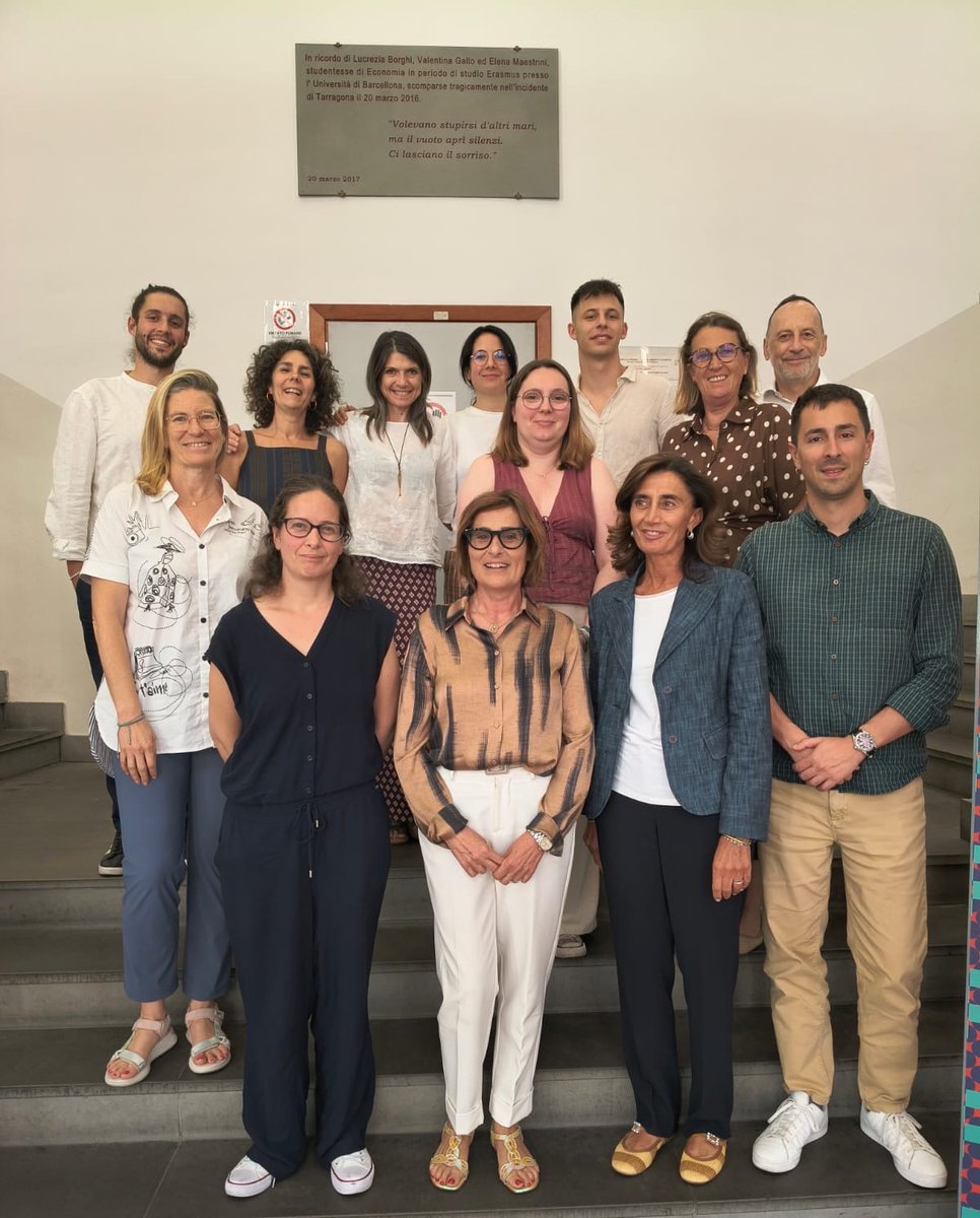 ecoagrasoc's tweet photo. O proxecto WELLMOBE, coordinado por Raúl Ríos e Helena Martínez (USC), presentou na Universidade de Florencia os primeiros resultados sobre a equidade na participación do estudantado en programas de mobilidade internacional

#WELLMOBE #EUniWell #Erasmus

https://t.co/yNglSwahGy https://t.co/EjzTUGzaNu