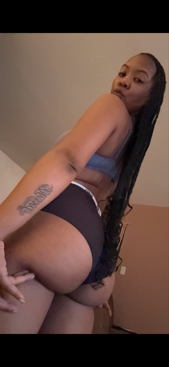 LadyLoyalty99's tweet photo. This the type of ass you spit in &amp; share 😩😮‍💨🙈😍🚀🧨Tryna fire cracked from both ends 🎬🙂‍↔️🧯🤯Tap the link in my bio &amp; get your rocket moments for the low 🤭Tender moments released to my favorite fans only 😇😚😋🤪 https://t.co/Htk3mDwDrH
