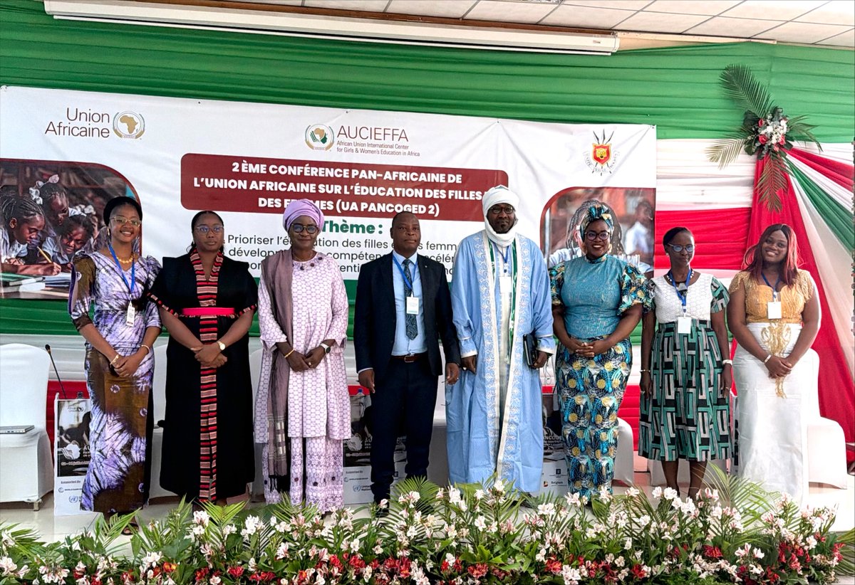 unwomenAU's tweet photo. From classrooms to careers, girls’ digital empowerment must be a continental priority.
At #PANCOGEd2, #AGCCI alumni joined leaders and partners to advance solutions that connect education, innovation and job creation for Africa’s girls and young women.
#AfricanGirlsCanCode https://t.co/NjWCYgReBi