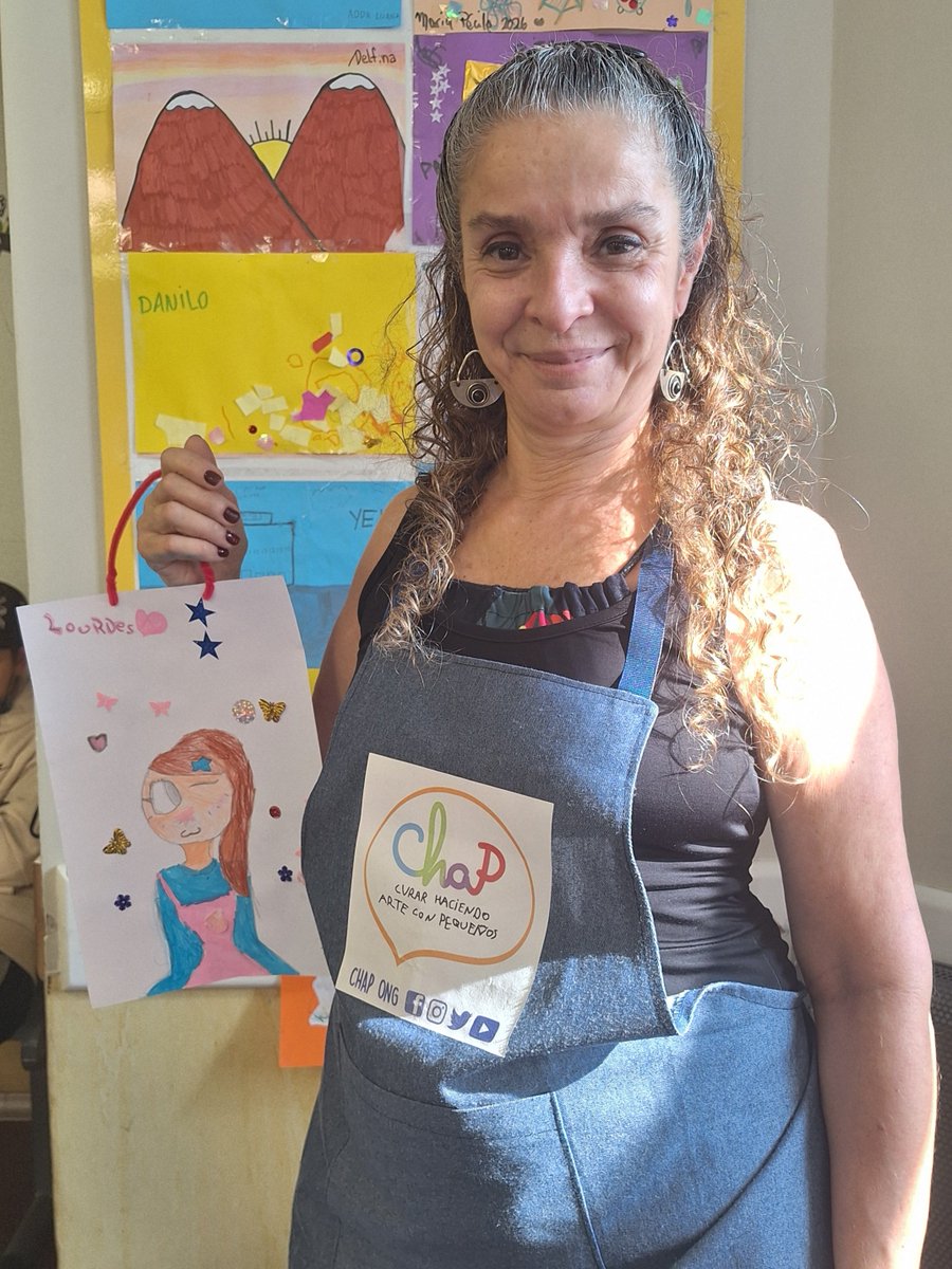 chap_ong's tweet photo. Gracias Marce por sumarte a nuestros talleres del Hospital Garrahan! Voluntarias: ❤️🙌🌈 https://t.co/asqBg6a4wm