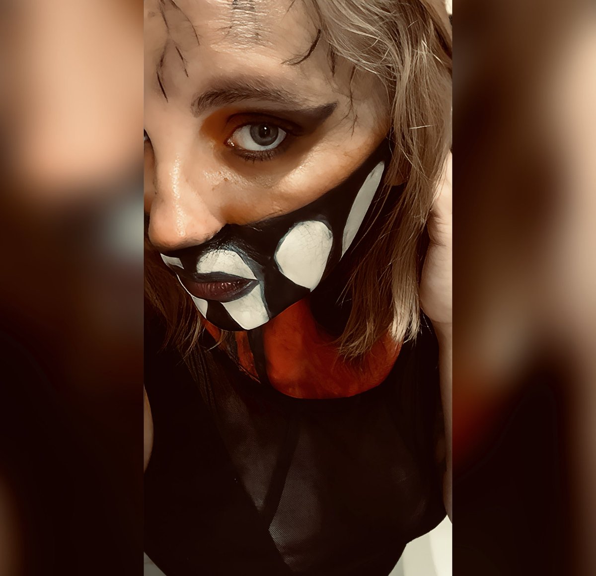 JeniferHoche's tweet photo. It‘s Finn Facepaint Friday 🖤🤘😈
#finnbálor #finnfriday #forever #toosweet #facepaint #forevergang
@FinnBalor https://t.co/9ZdFSgKiv6
