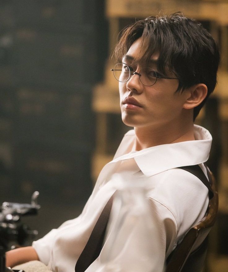 SIKseekers's tweet photo. Along with this casting rumor, Yoo Ah In, whose exclusive contract with UAA has expired, has recently been in rumors of moving to Galaxy Corporation.

Source: https://t.co/3Pf6p6TXvB https://t.co/XPoSh65YR4