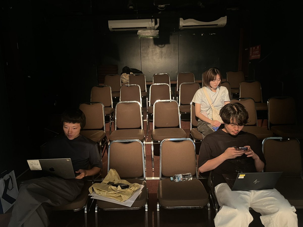 ScattoWright's tweet photo. いよいよ明日開幕！
『様相alone:Sense of Distance』
無事ゲネも終了し、記録用の映像も撮りました！
残すところ本番4回のみ。
好きにやるぞー！
良いところも未熟なところもよく自分を見つめる4回にしようと思っています。
きっと全回違う様相になるかと！
お待ちしてます！ https://t.co/hJ8c6Teo7L