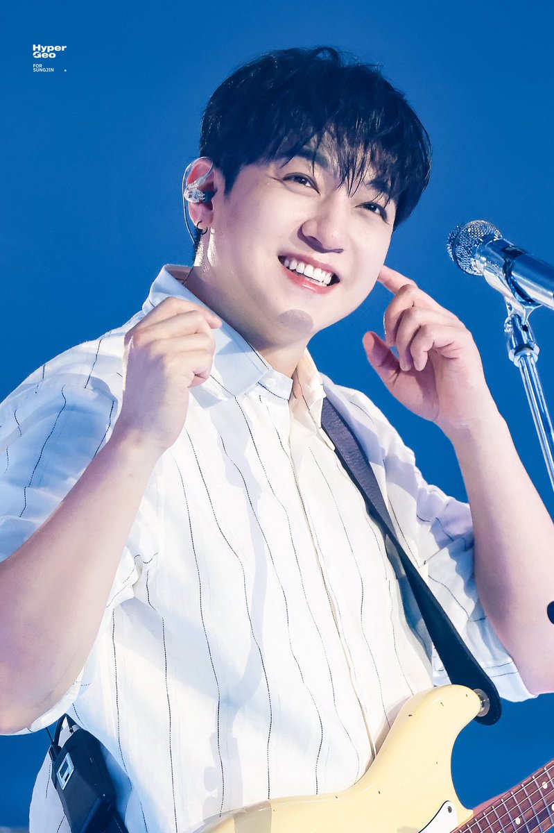 hypergeo1616's tweet photo. 260703 The DECADE FINALE

#DAY6 #데이식스 #성진 #SUNGJIN https://t.co/ZR5in3VjWU