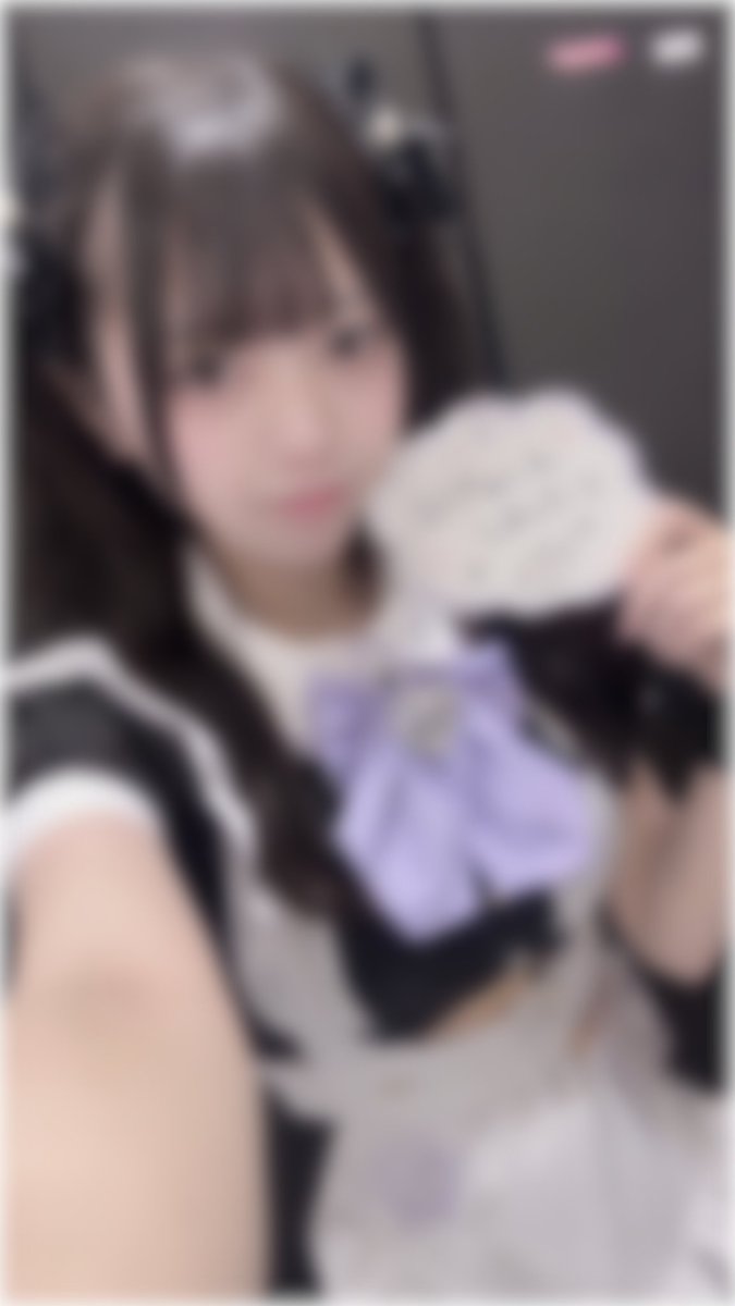 deathmakuranote's tweet photo. 【速報】看護大学生るららの実態が想像以上だった件

るらら（19）
東京都新宿区歌舞伎町

偽の姿
・看護師を目指す優等生
・誰にでもフレンドリー
・小さな体に隠れGカップ
・お店の売れっ子
・生活費を稼ぐ健気な学生

真の姿 https://t.co/E9lahAacFu