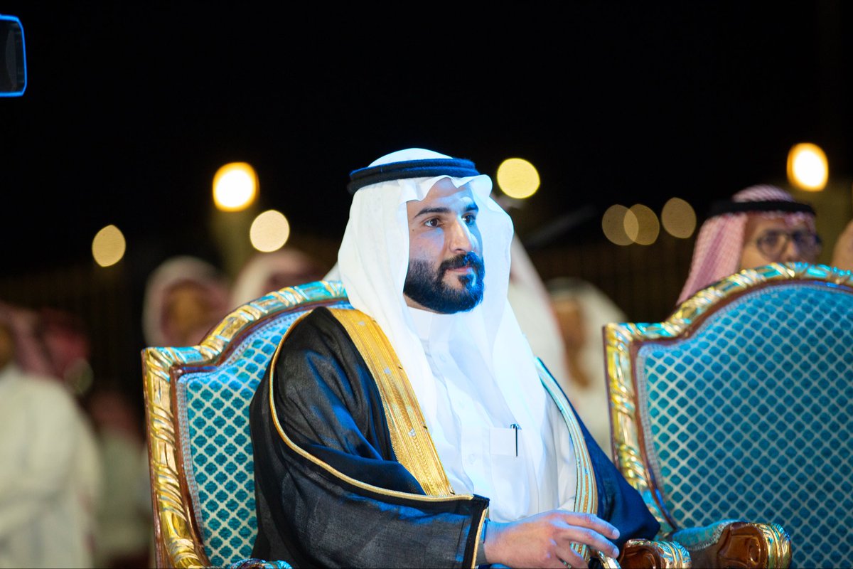 o_amri_o's tweet photo. الحمد لله الذي بنعمتهِ تتم الصالحات وبشكره تدوم النعم تم زواج ابني الدكتور علي بن عبدالله العمري بحضور لفيف من الاخوان والأحبة الكرام الذين زادو من بهجة المناسبه وازدانت بهِ أفراحنا نسأل الله العلي القدير ان يبني بيته على الطاعه وان يرزقه الذرية الصالحه ودامت الافراح لدى الجميع. https://t.co/e2QJzMWfpc