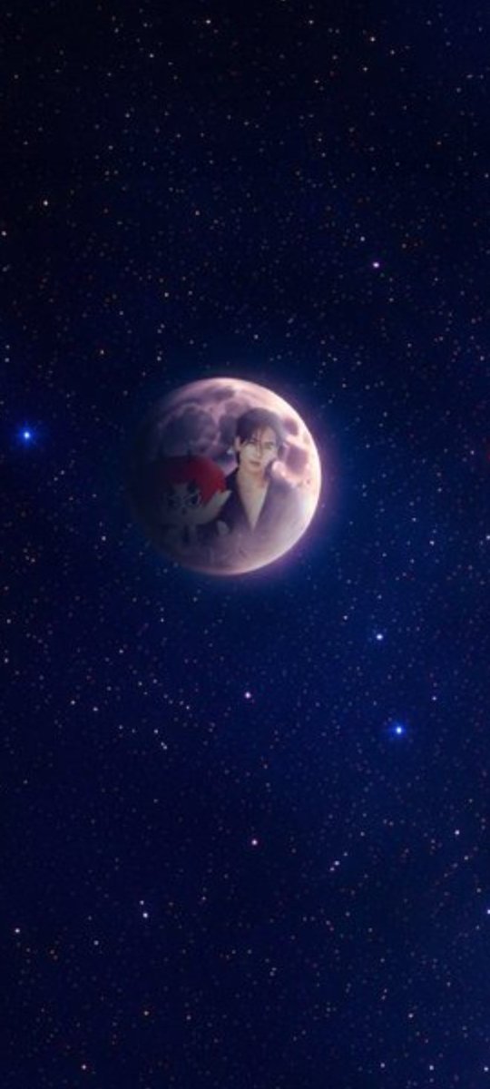 ZennyJM's tweet photo. @ShopeeTH Domiia with Santa https://t.co/QXZ42Hn67p