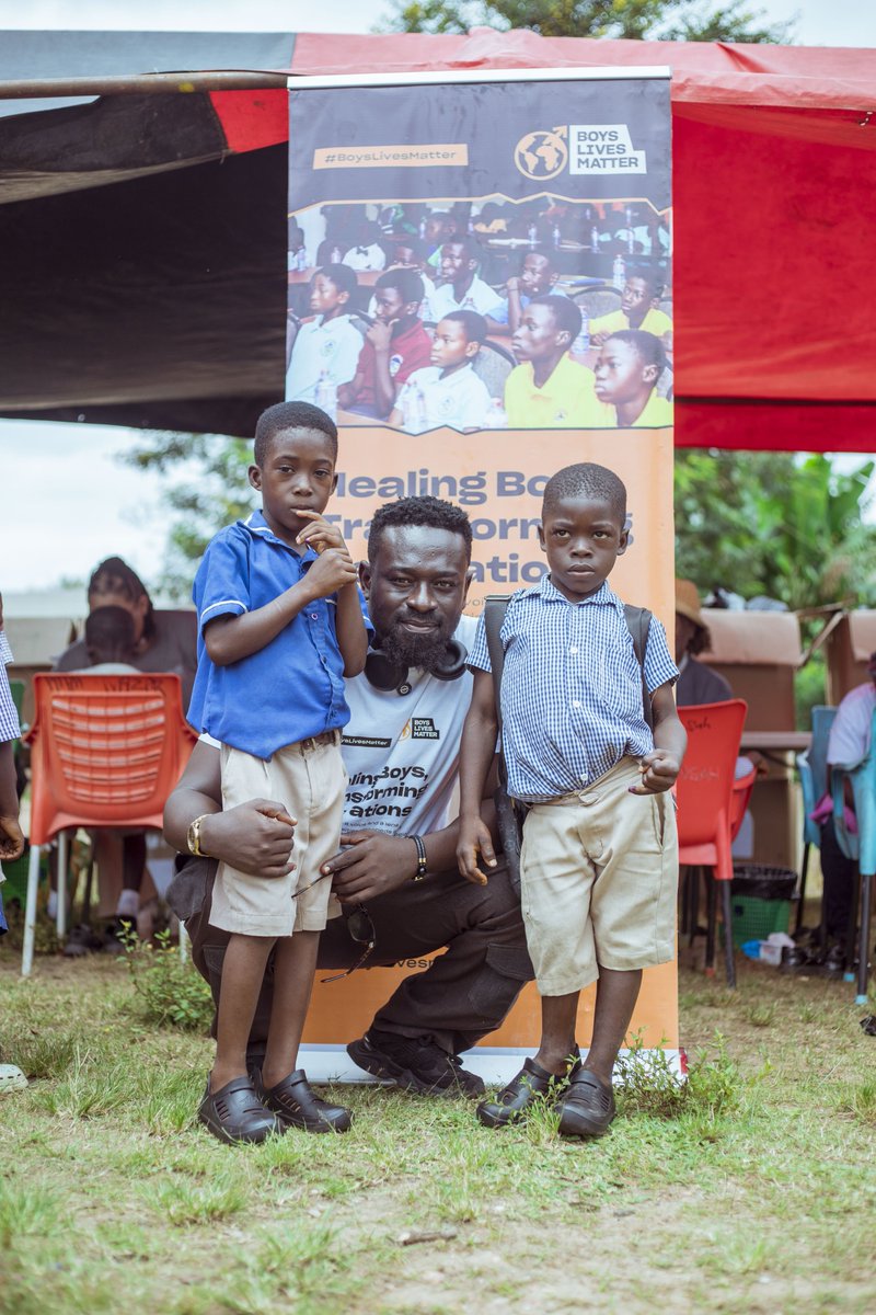 KobbyKyei_'s tweet photo. Every empowered boy becomes a responsible man, and every responsible man builds a stronger nation. That's the heartbeat of Kobby Kyei's Boys Lives Matter campaign.❤️😊 https://t.co/2t8DZiP07z