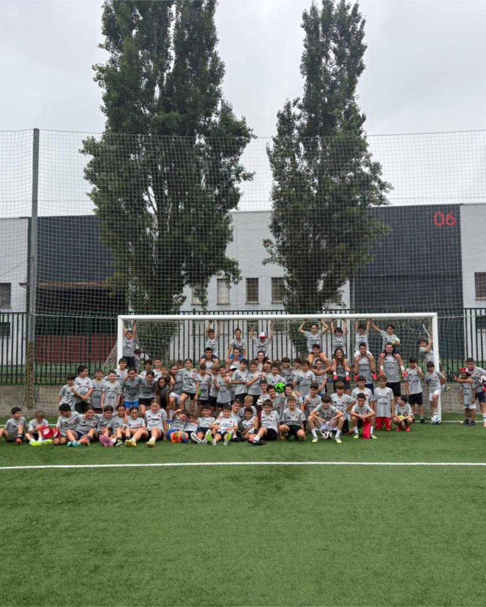 Anaitasuna_CD's tweet photo. 🔙 Amaitu da Kanpusaren lehenengo
astea!

#KanpusAnai https://t.co/xOKTIwPYaz