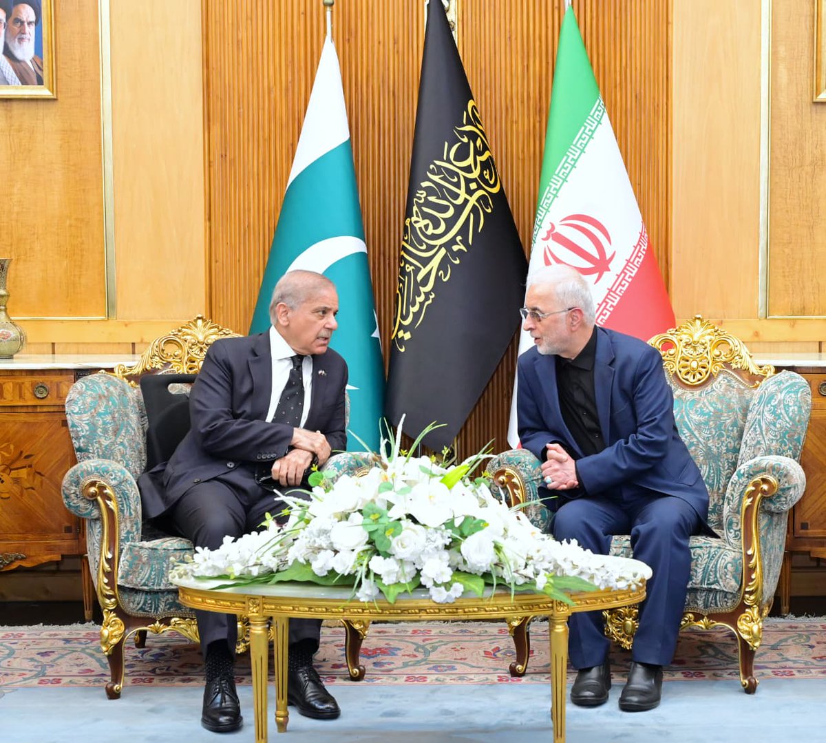 PakPMO's tweet photo. Prime Minister Muhammad Shehbaz Sharif along with high level Pakistani delegation arrives in Tehran. Interior Minister of Iran Eskandar Momeni receives Prime Minister upon his arrival. Tehran, 3 July 2026. https://t.co/xCIp1eHFUu