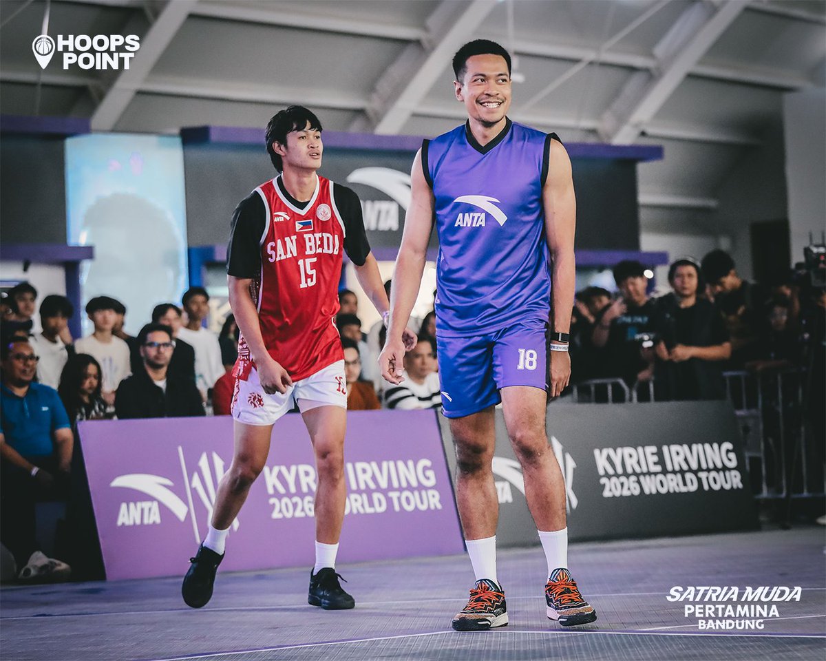 SatriaMudaIDN's tweet photo. Melihat dari dekat, belajar dari yang terbaik. Sandy berkesempatan bertemu dengan salah satu maestro basket dunia, Kyrie Irving. 🏀🔥
Pure inspiration 💙
📸 : @firmanwikrma
#BandungPride
#MoveLikeKai https://t.co/Fzc9d5DoT4