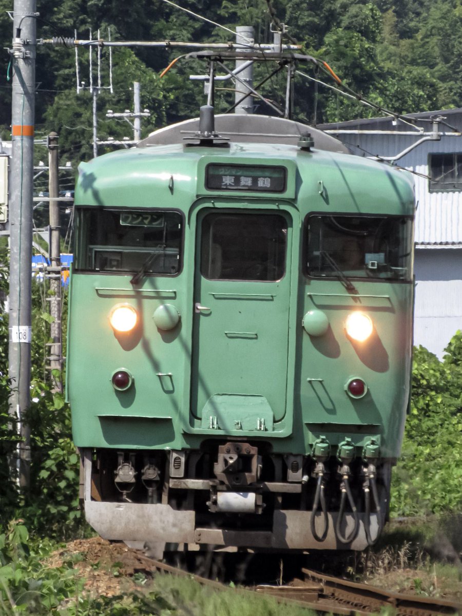 fuchi__ICHI's tweet photo. 2026年7月3日(金)
夜間停泊,326M,329M
舞鶴線 普通列車
113系S2編成(223系運用代走)
@舞鶴線内

昨夜から223系の運用を113系が代走。
それもあり113系が西舞鶴で夜間停泊となりました。(2021年春のダイヤ改正で消滅して以来の停泊？) 
また、113系が3本集結したりと 数年前を思わせる光景でした。 https://t.co/mcinNLa6LC