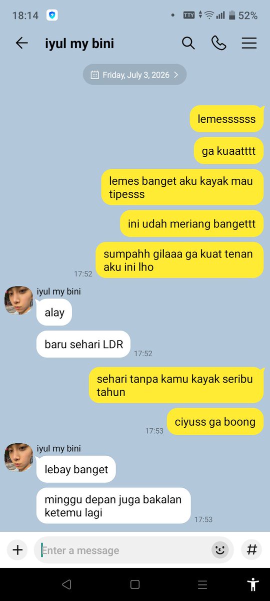 ohyulstrava's tweet photo. what if nyulrul universe joki strava x budak korporat akhirnya menikah menjadi keluarga sakinah mawadah wahiphop (tp ldr-an bentar) https://t.co/JGqBJ8ido6