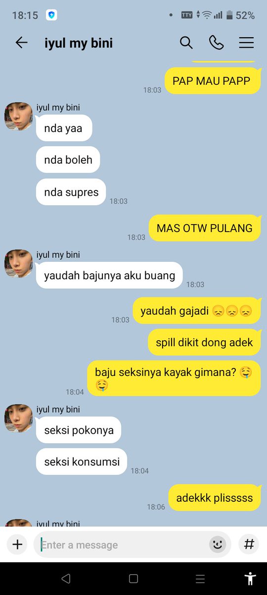 ohyulstrava's tweet photo. what if nyulrul universe joki strava x budak korporat akhirnya menikah menjadi keluarga sakinah mawadah wahiphop (tp ldr-an bentar) https://t.co/JGqBJ8ido6