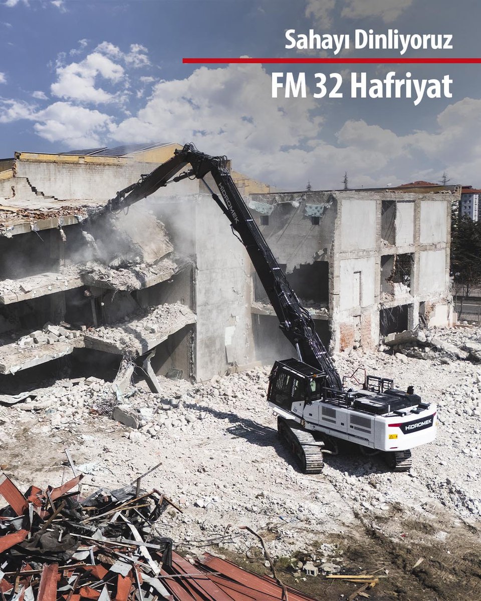 hidromek's tweet photo. Fırat Acar, FM 32 Hafriyat Firma Sahibi:
“HMK 410 D HR; yıkımın yeni nesil standartlarını şehre getirdi!”
Haberin devamına aşağıdaki bağlantıdan ulaşabilirsiniz.
https://t.co/sT4z2EwOFu https://t.co/rgW9xbPEYg