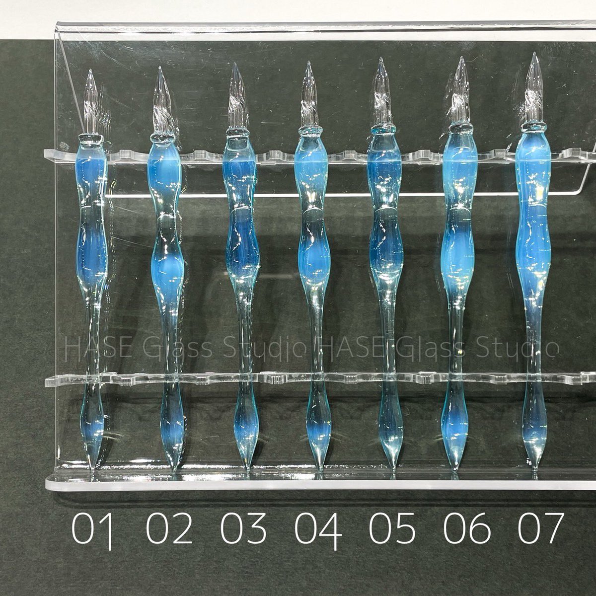 haseglassworks's tweet photo. 札幌に行けないそんなあなたに！
少しですがBASEにて抽選販売をいたします

応募開始:4日10:00
応募締切:6日19:00
当選発表:同22:00頃

後ほどBASEサイトにアップいたします。
BASEサイトへのリンクはプロフィールにございます。
皆さんに楽しんでもらえますように✨
よろしくお願いいたします！
#HASE硝子工房