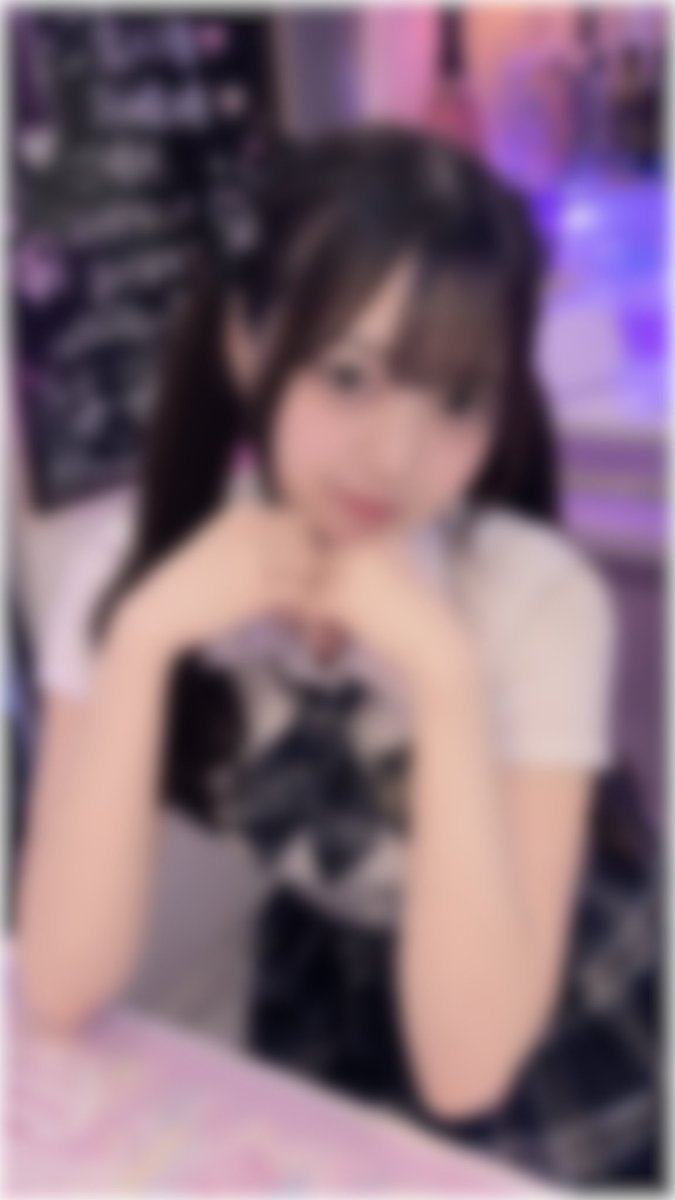 d_makura_note's tweet photo. 【暴露】新宿コンカフェ嬢・るららの実像が想像以上だった件

るらら（19）
東京都新宿区歌舞伎町

虚像
・愛想良くて誰からも好かれる
・看護師志望の清楚系
・生活費のためにバイト
・お店で早い段階で人気に

実像 https://t.co/XUQV0E0JLg
