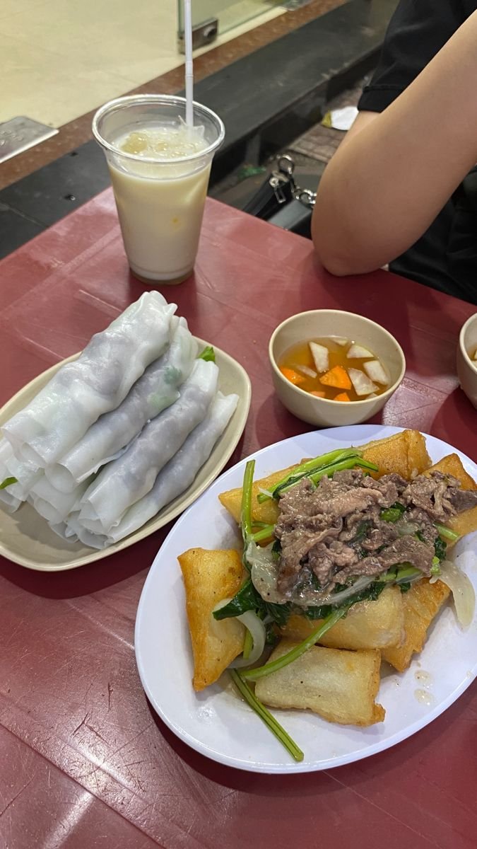 hanlap1111's tweet photo. Nay em ăn thử món mới nha 😋😋 https://t.co/A9q5rY63F0