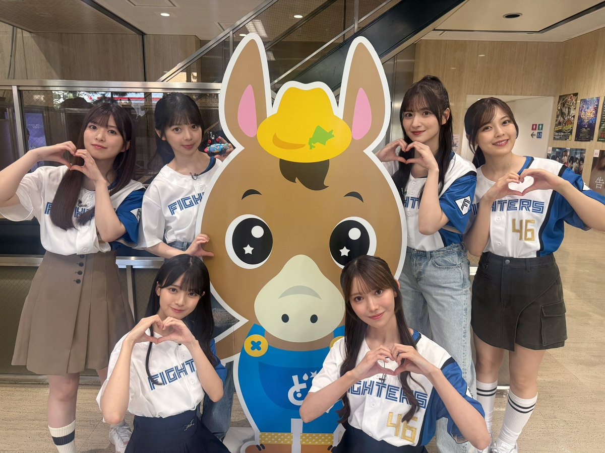 namarasonymusic's tweet photo. ／
#ちゃんぐま通信 🧸🐟
💜 #乃木坂46 #乃木坂野球部 💜
＼

札幌キャンペーン終了🌼

明日は‼️
#真夏の全国ツアー2026 札幌公演🌻
楽しみだべあ🧸

7/22(水)発売「是非に及ばず」
ぜひチェックです🙌🏻
https://t.co/Fz11FX6lzw

#乃木坂46_是非に及ばず
#STV #どさんこワイド179 
#air_g #イマリアル https://t.co/02b1amRHKr