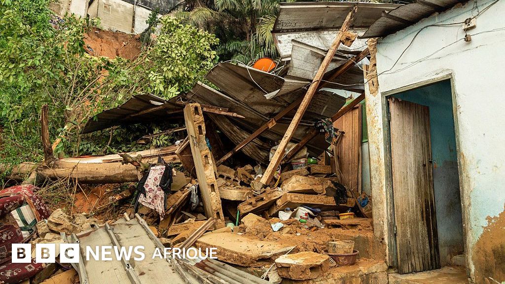 bbcafrique's tweet photo. Ces nouvelles inondations qui ont frappé la Côte d'Ivoire, avec un bilan de 59 morts, rappellent la vulnérabilité du pays face aux pluies torrentielles exacerbées par les changements climatiques.
https://t.co/hST1M5FYft https://t.co/ufzWyeB52Z