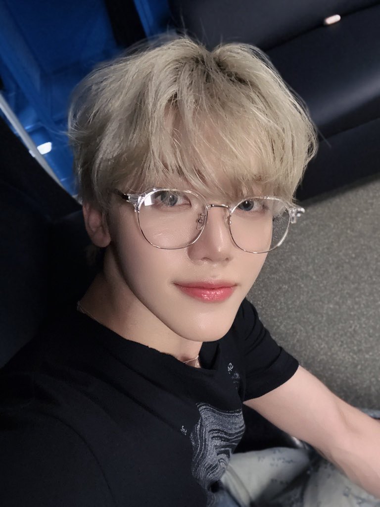 luenahhhh's tweet photo. ‼️sale 🕶️ แว่นแจมิน แว่นเจโน่ ‼️
(พร้อมส่ง)
แว่นตา Reclow FBB82 ได้กล่อง+ผ้าเช็ดแว่น
📦ราคา 499 ค่าส่ง 40
เดมไม่เด้ง สนใจทักไลน์ร้านเท่านั้น‼️‼️
#reclow #ตลาดนัดnct #ตลาดนัดnctdream https://t.co/KPUmEaoSgE