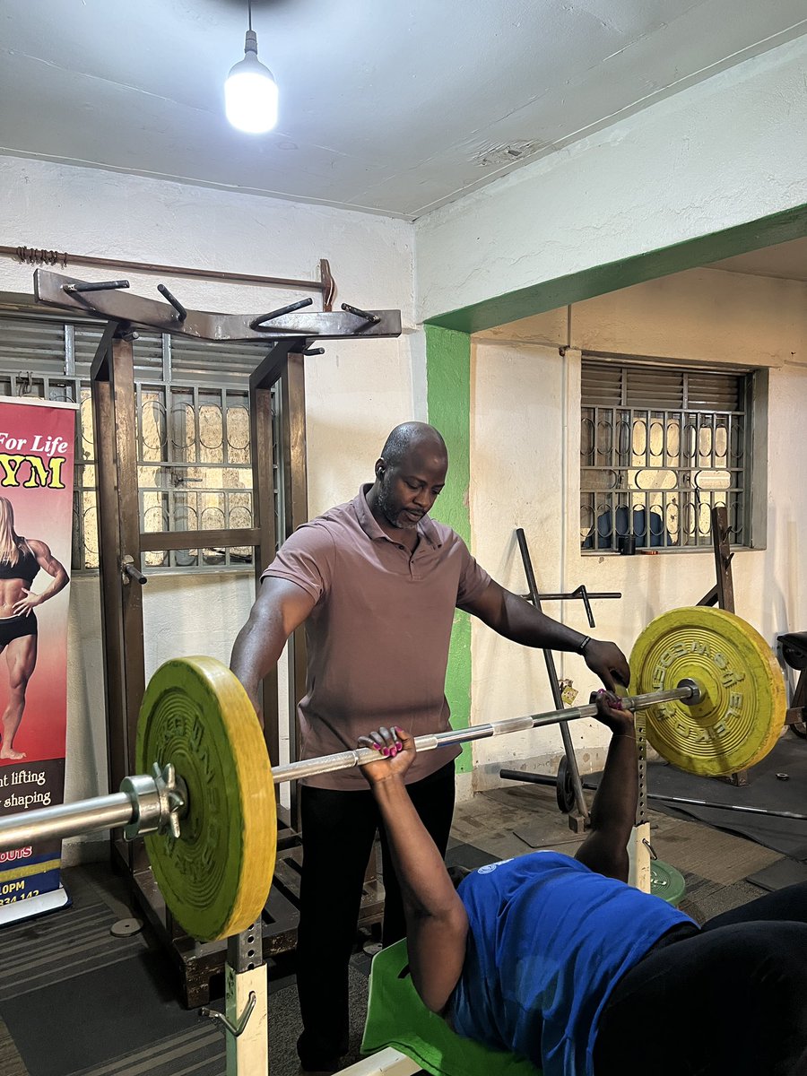 drukare's tweet photo. Trained with our elite para power lifters Rebecca & Dennis under the eagle eye of coach Ken. Both will lift in Glasgow 26 Commonwealth Games. I lifted 60kgs😄Onwards  higher and stronger see you both in Glasgow @Official_UOC @ntvuganda @NBSportUg @nbstv @ubctvuganda @DailyMonitor @newvisionwire @briantukaa @andrewkabuura @AndrewMwenda @Marlzaar @MKarekye @KagutaMuseveni @JanetMuseveni @mkainerugaba @LisaJChesney @UKinUganda @thecgf @iocmedia @mofaug @UGParalympics @Paralympics @denis_mbazira