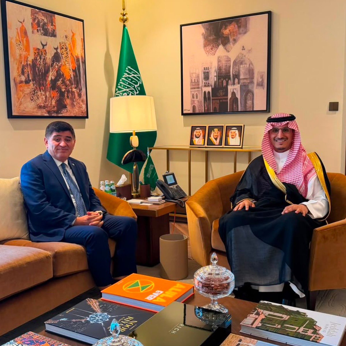 TC_DohaBE's tweet photo. Büyükelçi Dr. Mustafa Göksu, Suudi Arabistan’ın Doha Büyükelçisi Prens Saad bin Mansour bin Saad bin Saud bin Abdulaziz Al Saud ile görüşmüştür. https://t.co/iu2pCuWH3E
