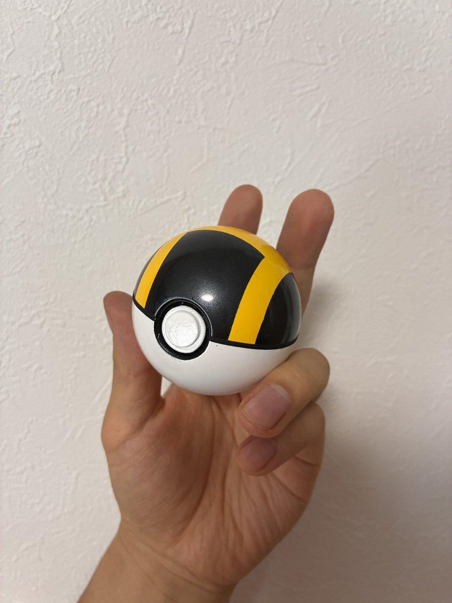 Hawk99537083's tweet photo. 明日ポケパーク行くからハイパーボール作った https://t.co/v7v5bDW1t7
