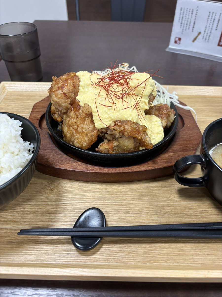 gesitrade's tweet photo. 今日の晩飯はギルティーなチキン南蛮 https://t.co/bu522zn8NR