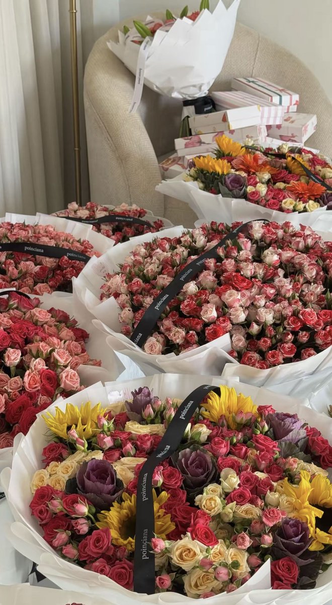 i3Moment's tweet photo. Pretty flowers https://t.co/rCoHBQyaxA