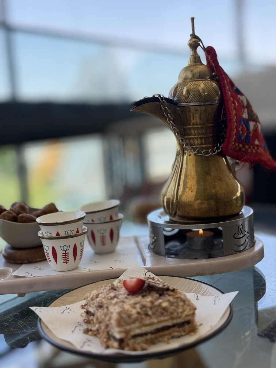 aldowayan09's tweet photo. إِنَّ اللَّهَ وَمَلَائِكَتَهُ يُصَلُّونَ عَلَى النَّبِيِّ ۚ يَا أَيُّهَا الَّذِينَ آمَنُوا صَلُّوا عَلَيْهِ وَسَلِّمُوا تَسْلِيمًا) https://t.co/15sOGHDapa